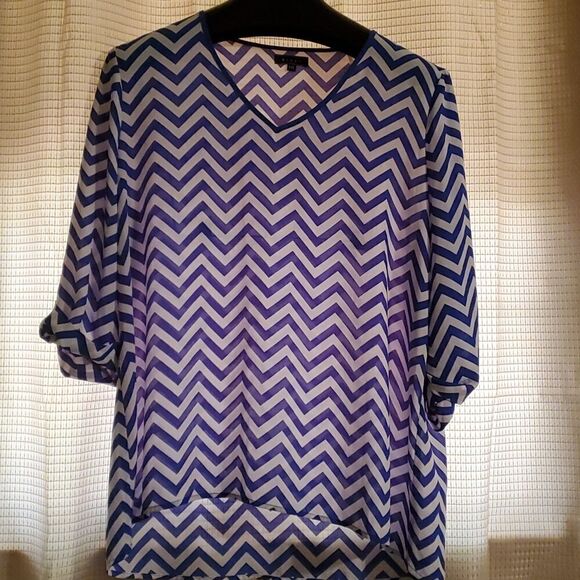 Kiara chevron Top newXXL - Picture 2 of 7